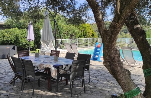 La Gaude Villa | Charming villa surrounded by nature.