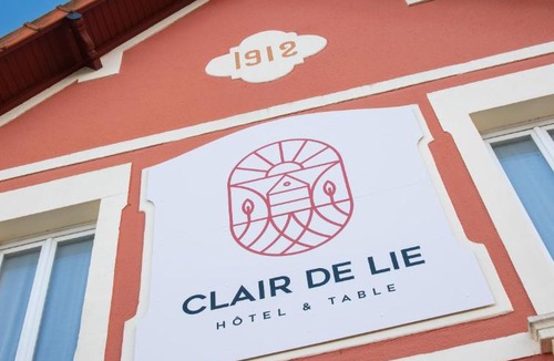 Vallet Hotel | Clair de Lie