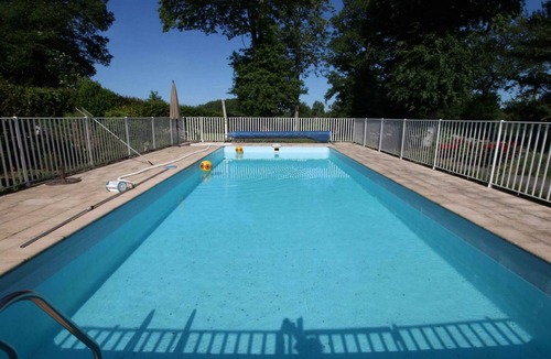 Sainte-Honorine-la-Guillaume Cottage | Cottage with pool and wifi in Ste Honorine