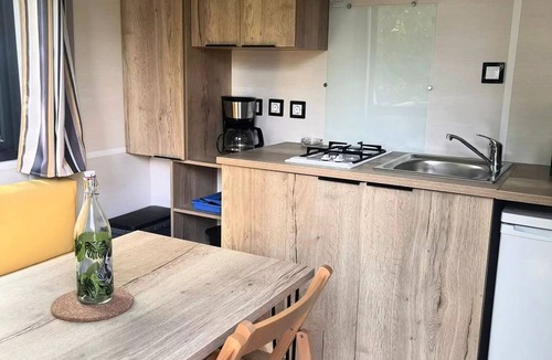 Etaples House | Comfort+ Tiny House: 2 Bedrooms, Sleeps 4