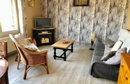 Gare Apartment | Comfortable 2-bedroom gîtes with private garage, close to all amenities and beach.