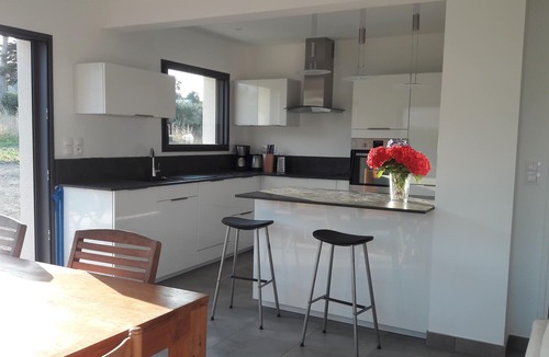 Pleumeur-Bodou House | Contemporary house l'île grande 6P, 200m from the beach