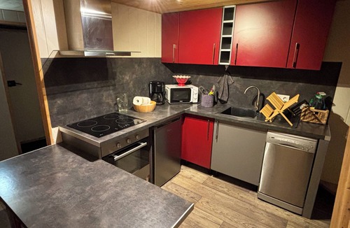 Villaroger Apartment | Cosy apartment, Le Loissel, Villaroger 4kms from the chairlift to Les Arcs