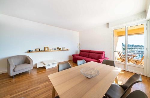 Le Suquet Apartment | Cozystay 1394 Sea View & Terrace in Le Suquet