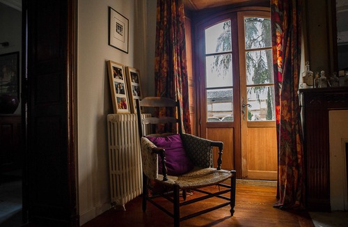 Lavaur House | Croix de Pastel: 11 bedrooms, 9 bathrooms, spa & pool. Quiet Townhouse