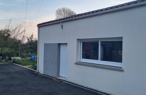 Pont-Saint-Martin House | Detached T2 with garden.