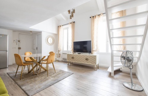 Cannes City Centre Apartment | Duplex Commandant André 65m² | Casa d'Azur