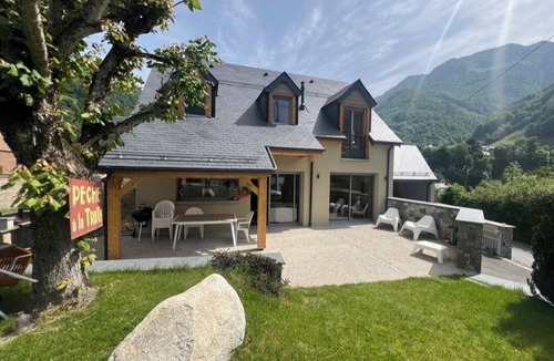 Cauterets Ski Chalet | Enjoy an unforgettable stay at Chalet de Catarrabes beautiful views &Cocooning