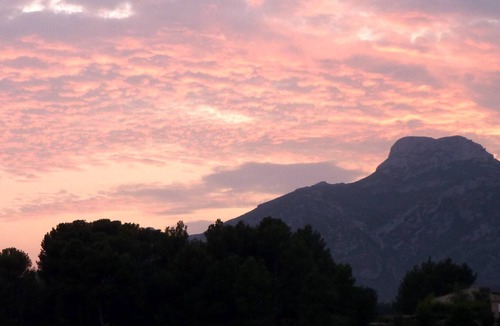 Roquevaire Apartment | Exceptional, quiet, swimming pool, country of Pagnol, between Aix and Cassis