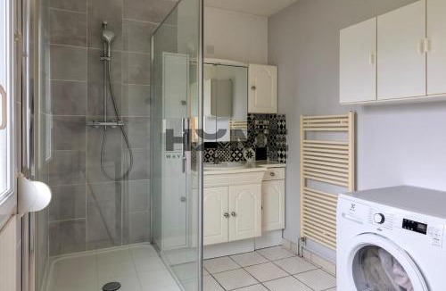 Caudry Apartment | Family House