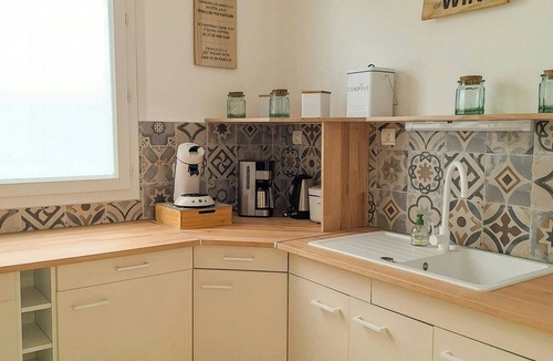 Serqueux House | Former 1909 Family-Friendly Station in Normandy