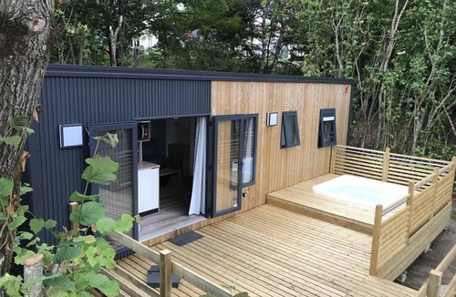 Saint-Martin-du-Vieux-Belleme House | ZEcamping 3 étoiles piscine pet friendly locatif TV BBQ 35m2 6 pers