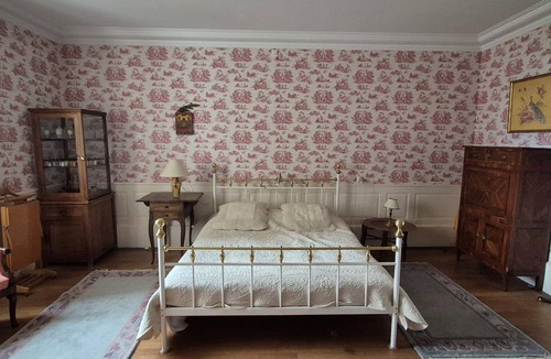 Passavant-la-Rochere Other | Franche-Comté- Vosges du sud - Chateau 15 people, 7 rooms, 1 DSB, 1SDD