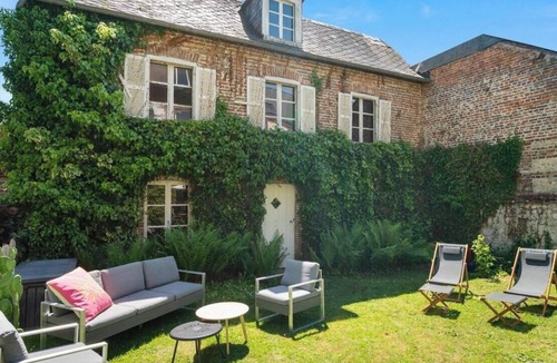 Neufchatel-en-Bray House | Gîtes de France® - Le Secret Des Cordelières