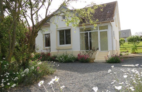 Saint-Laurent-sur-Mer House | GITE DE MER, 900 m from the beautiful beach of omaha Beach, 8 pers, 130 m2