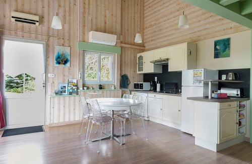 Tiffauges House | Gite Jardin de Jany – 25 Minutes from Puy du Fou