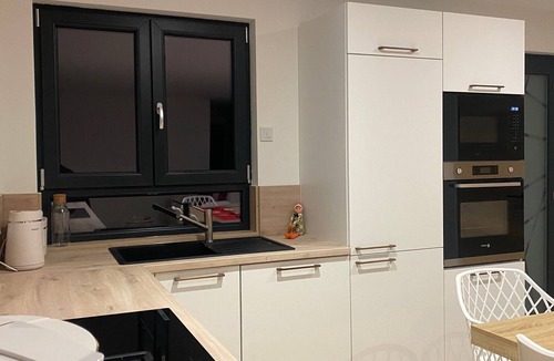 Grendelbruch Apartment | Gite with rooftop spa in Alsace "Entre deux ailes" (Between two wings)