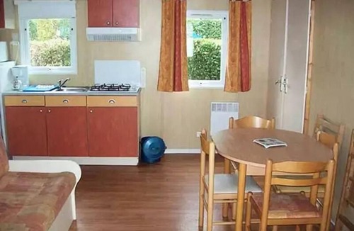 Vaire Ski Chalet | Grand Large Comfort Chalet - 3 Bedrooms - 35 m² - Sleeps 8