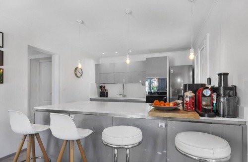 Gairaut House | 🌿 Havre de Paix with Swimming Pool on the Heights of Nice