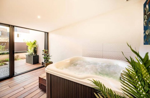 Langueux House | Heol Maison Avec spa et Sauna Privatif au Bord de la Baie