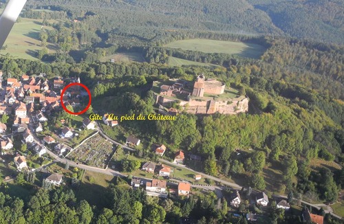 Lichtenberg House | holiday cottages at the foot of the castle of Lichtenberg Castle of the thirteenth century.