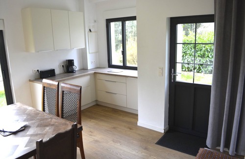 Quistinic House | Holiday cottage with swimming pool, in Brittany, Morbihan. Pets welcome.