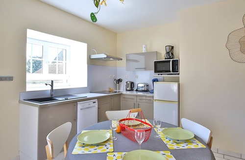 Sortosville-en-Beaumont House | Holiday Home “Le Gîte d’Augustin” with Private Terrace, Garden & Wi-Fi