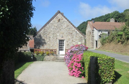 Vasteville Cottage | Holiday home 4 pers, private garden, in La Hague