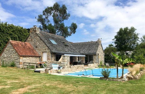 Tregastel House | Holiday Home 'Maison Bringwiller Plage 200m' with Private Pool and Terrace