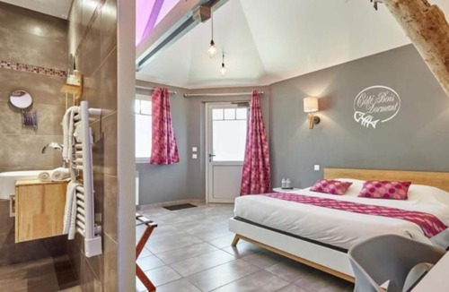 Courseulles-sur-Mer Hotel | Hotel restaurant La Pêcherie - Le manoir d'à coté - Les 5 ruches -Logis hôtels