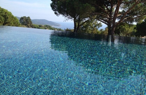 La Croix-Valmer Villa | House with exceptional view on the heights of Gigaro
