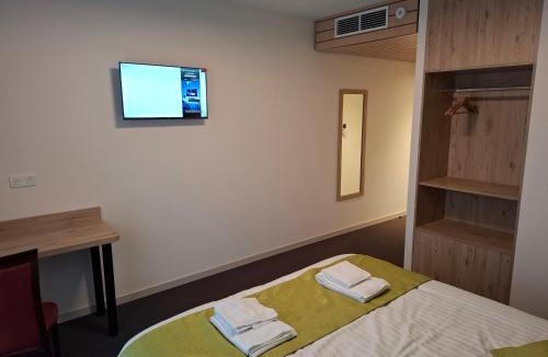 Saint-Hilaire-de-Loulay Hotel | HSA - Le Relax