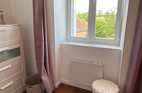 Periers House | Just a stone's throw from the D-Day landing beaches! Large, comfortable house with garden.