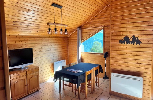 Jarrier Apartment | L'ô'd'olle, Appartement Dans un Chalet en Pleine Nature