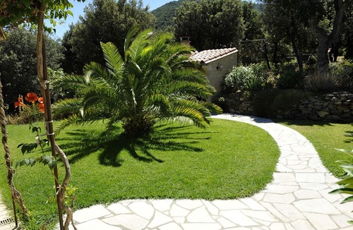 Le Boulou Villa | L'ESCAPADE charming villa in a quiet location large pool magnificent view
