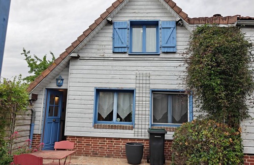 Cottenchy House | L'Escapade Picarde - 4 people - 2 bedrooms - Billiards - Near Amiens