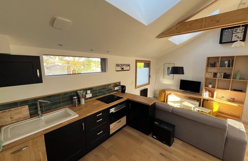Clisson Apartment | La Petite Blairie
