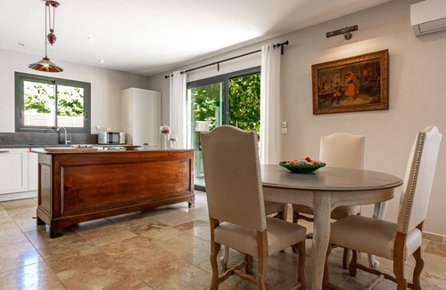 L'Isle-sur-la-Sorgue House | La Verdière - Contemporary house with garden and private pool