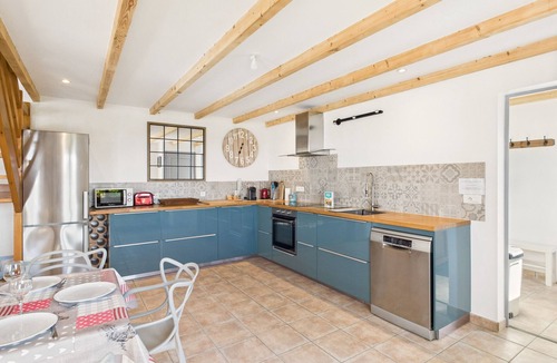 Treguennec House | Large farmhouse, sea view, garden - 6 adt 4 kids