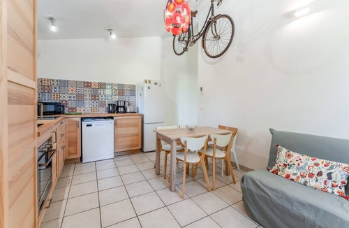 Entrechaux Apartment | Lavender Cottage with Mountain View, Wi-Fi, and Air Conditioning