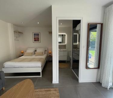Maillets - Bellevue Apartment | Le beau studio du bord de l'eau