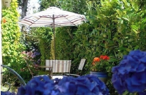 Baden Apartment | Le BLEU DES ILES* Air-conditioned on the Gulf of Morbihan, quiet charm comfort garden