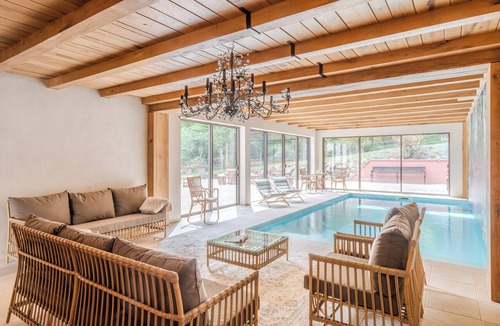 Dambach Cottage | Le Buchwald est une chaleureuse maison de famille nichée au cœur de la forêt alsacienne. Un lieu authentique où se retrouver, partager de précieux moments et profiter de la nature dans une atmosphère conviviale, paisible et ressourçant.