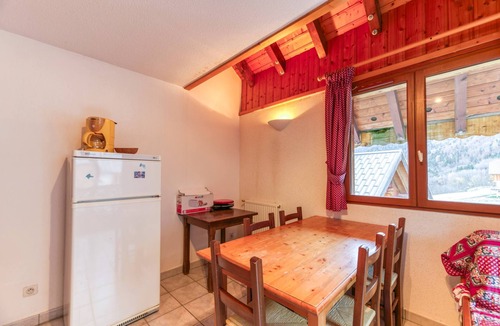 Saint-Colomban-des-Villards Apartment | Le Miolans Apartment with Mountain View and Balcony