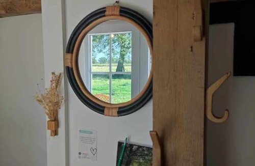 Beauficel-en-Lyons Apartment | Le loft d'Adrien, une ode à la douc'Eure, classé 3 étoiles, accueil vélo