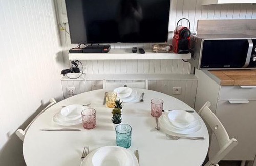 Benerville-sur-Mer Apartment | Le studio en souplex avec piscine et 10 min de la plage