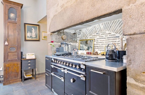Sevremont Bed & Breakfast | Les Carmes Guest Room: “Lorette” Family Room for 4 with Shared Garden and Wi-Fi