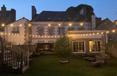 Saint-Nicolas-du-Pelem Bed & Breakfast | Les chambres d'ACCO té