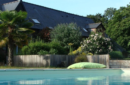 Lamballe House | Les Golfeurs, character gîte, with swimming pool, twenty minutes from the seaside