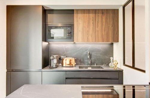 Gairaut Apartment | Les Palmiers 4pers WIFI AC